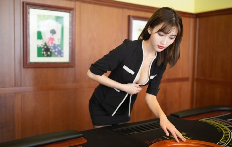 吃的过多不利于孕妇和胎儿健康（孕期是不是吃的越多对宝宝发育越好?）